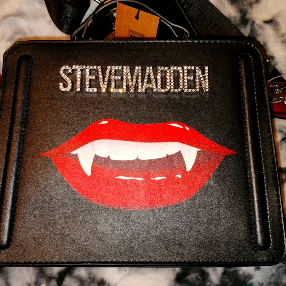 Steve Madden 2024 Halloween purse